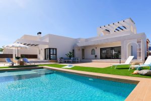 Villa Laura Especial: Villa en venta en Alicante